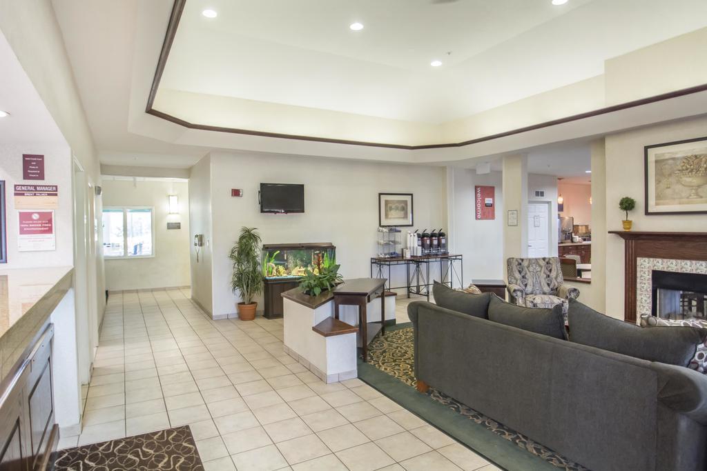 Comfort Suites Rochester Henrietta University Area Exterior foto