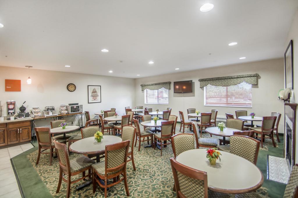 Comfort Suites Rochester Henrietta University Area Exterior foto