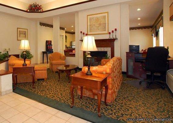 Comfort Suites Rochester Henrietta University Area Exterior foto
