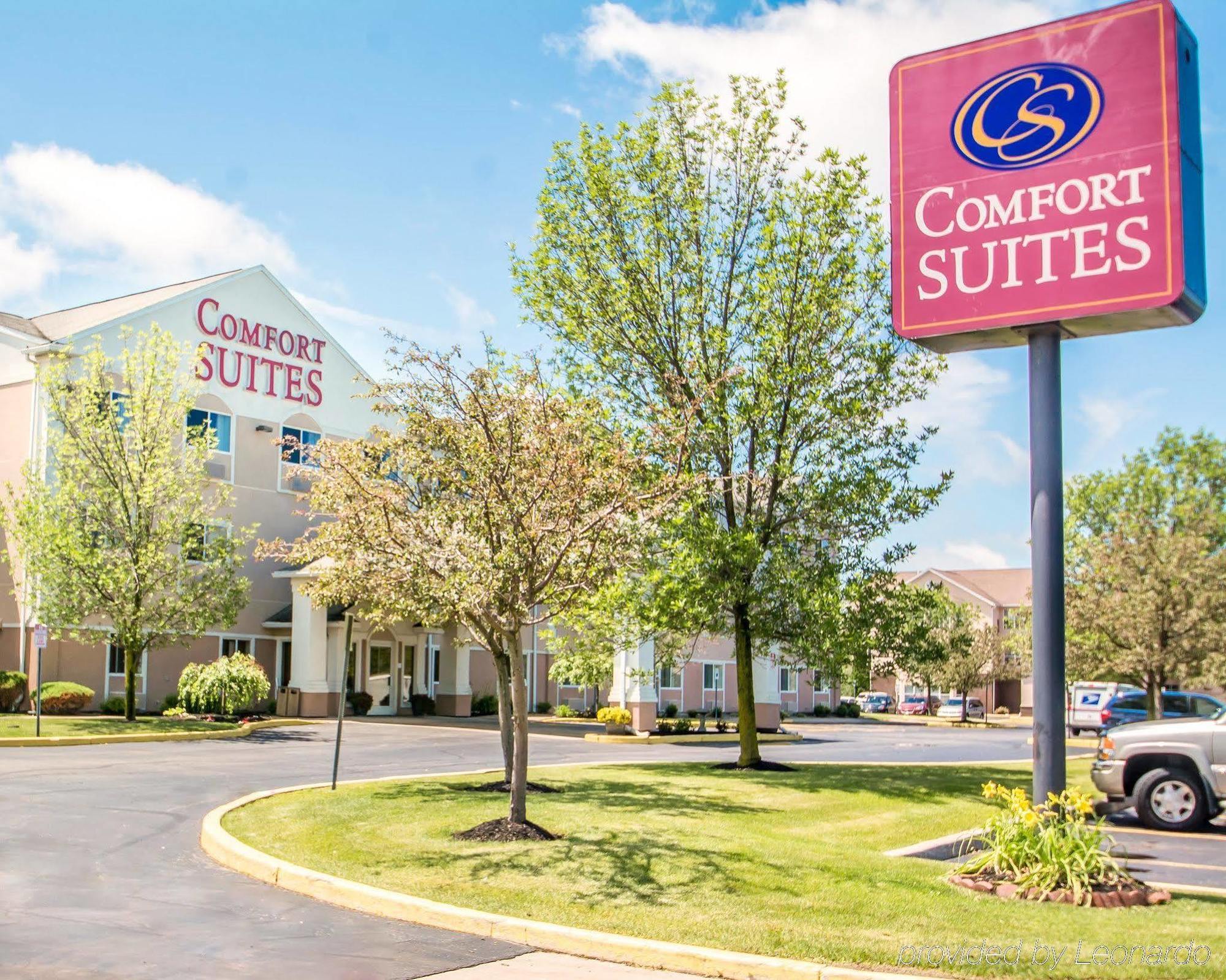Comfort Suites Rochester Henrietta University Area Exterior foto